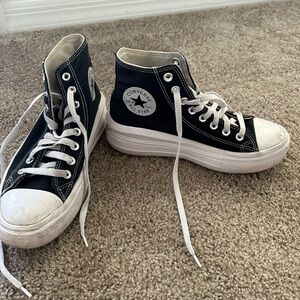 SIZE 8 PLATFORM MOVE CONVERSE